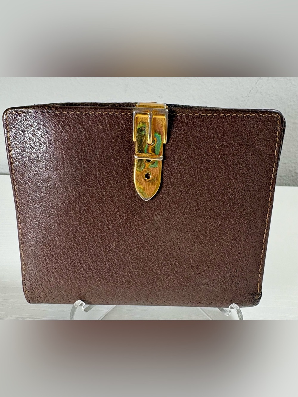GUCCI Compact Wallet, Pebbled Leather~ Gold Buckle Clasp